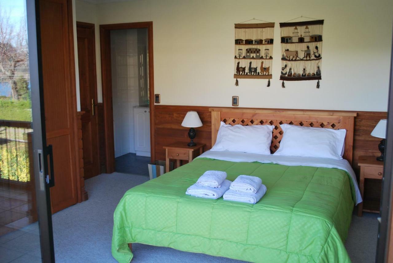 Frontera Pucon Hostel B&B חדר תמונה
