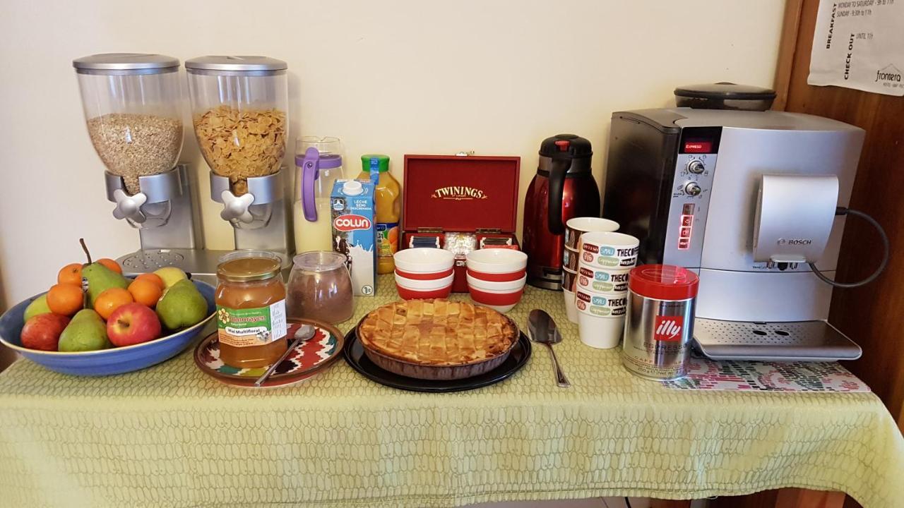 Frontera Pucon Hostel B&B מראה חיצוני תמונה